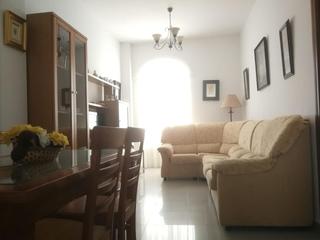 Rent Flat  Centro. Centro calle ancha vacacional