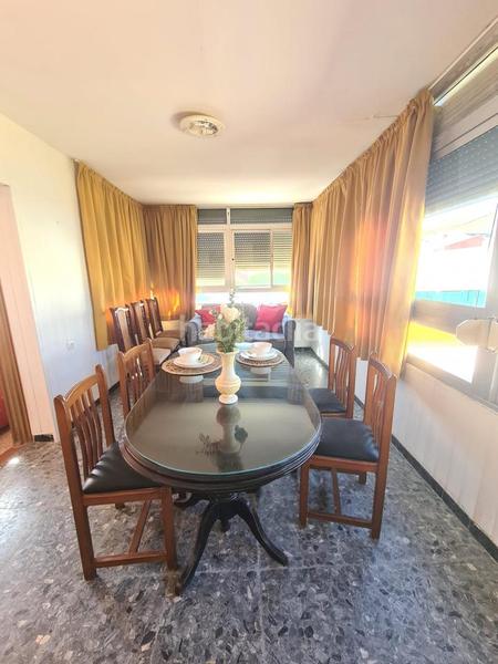Foto e6a6b247-306b-43db-9878-1352a5780138. Piso amplio piso en zona centroplaya. en Centro-Calzada-Cabo Noval Sanlúcar de Barrameda