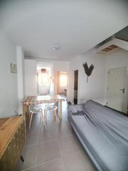 Appartamento in V Centenario-Piletas-Capuchinos. Dúplex en venta en zona capuchinos