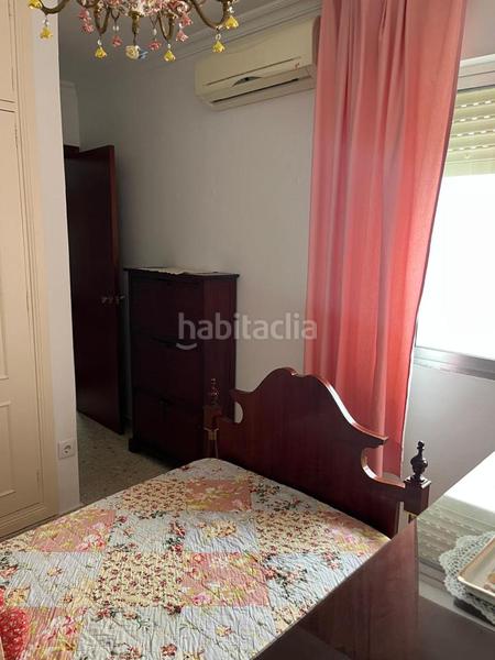 Foto 99ef1c41-6edd-4e36-af42-e9361ba42419. Dúplex duplex unifamiliar adosado en zona centro playa. en Sanlúcar de Barrameda
