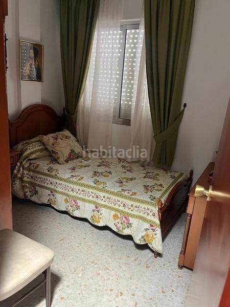 Foto f5354ca5-05b4-49d0-956c-a1955e3ec807. Dúplex duplex unifamiliar adosado en zona centro playa. en Sanlúcar de Barrameda