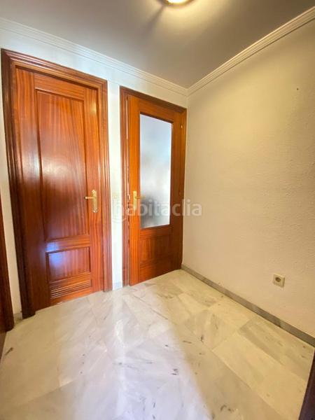 Foto 76d6e04a-9feb-4cf7-a3c2-07aa8ea058b8. Etagenwohnung in colores - entreparques Sevilla