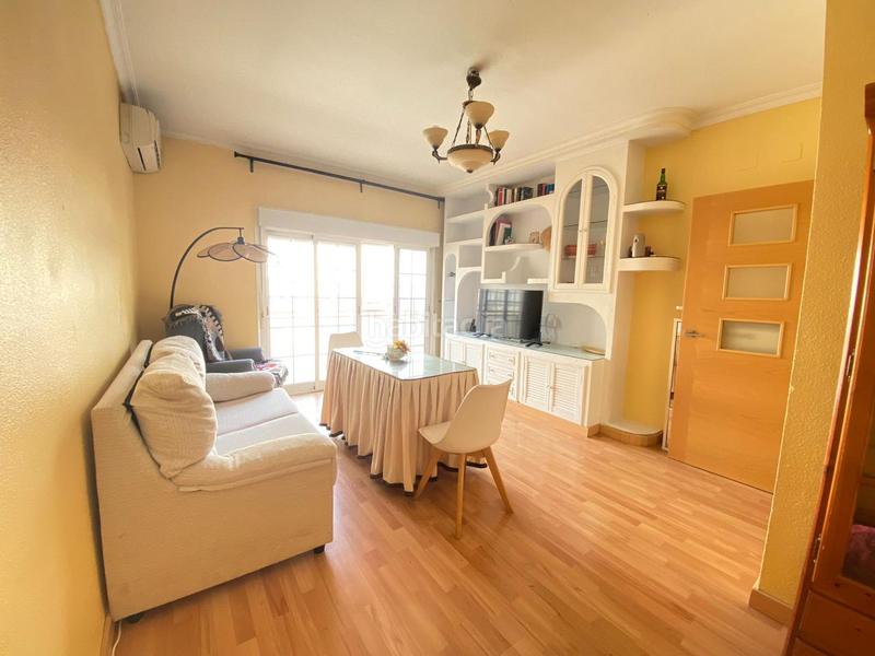 Foto 22345382-4ed7-4853-ad89-75235360fa01. Pis amb aparcament piscina a colores - entreparques Sevilla