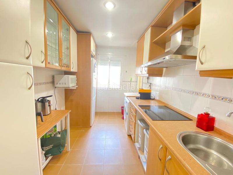 Foto 90e11a0c-bf61-4c12-aab4-c181a4a22624. Pis amb aparcament piscina a colores - entreparques Sevilla