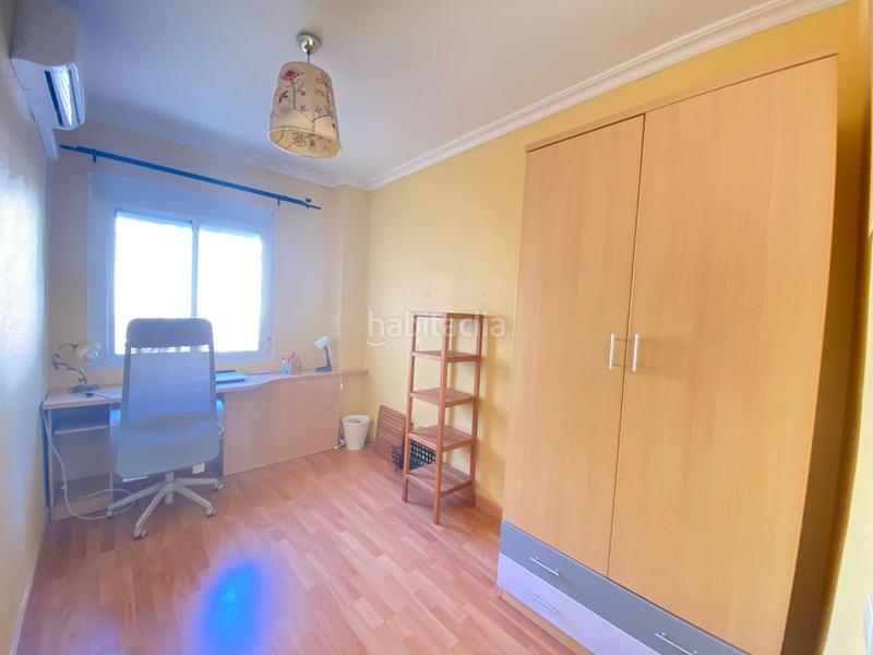 Foto df1a113c-b188-4d05-8ec3-57c7f72ac553. Pis amb aparcament piscina a colores - entreparques Sevilla