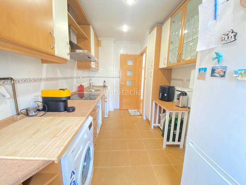 Foto e4217825-0b5c-4e30-b3fc-82d3de4829a4. Pis amb aparcament piscina a colores - entreparques Sevilla