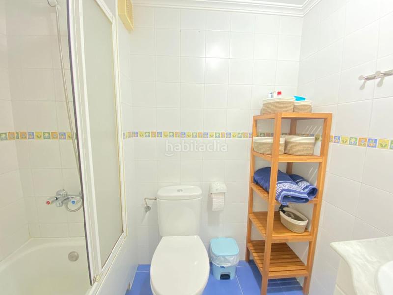 Foto fd80b2c2-0139-4a0c-8c6e-11a476419984. Pis amb aparcament piscina a colores - entreparques Sevilla