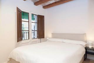 Location Appartement  Carrer de sant pere mitjà. Impecable piso recién reformado y a estrenar