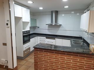 Dúplex a Sallent. Dúplex céntrico en venta en sallent