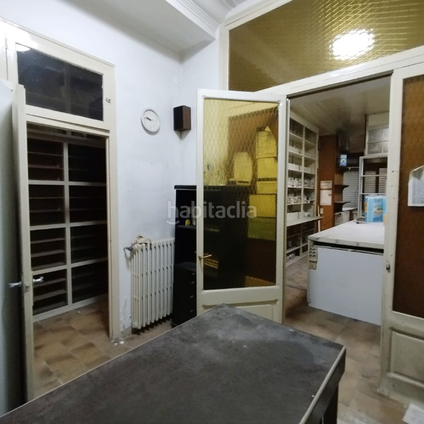 Foto 2452cfdf-7796-4a8b-a1ff-8feb4f3d0078. Local commercial dans Calaf