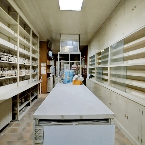 Foto 49d748c8-0461-4837-bddd-8cd993697917. Local commercial dans Calaf