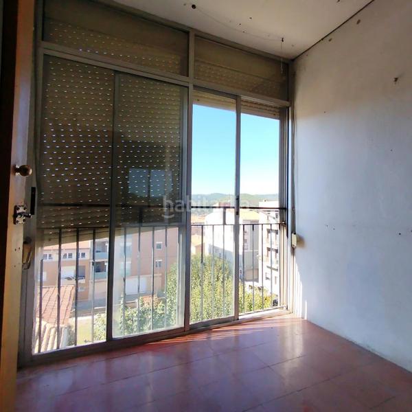 Foto 279f8459-31fa-4057-bb9e-61d77d986428. Piso  muy luminoso y con vistas en venta en Callús
