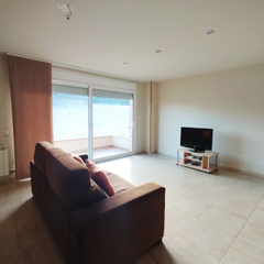 Casa adossada a Puig-reig. Casa adosada con jardín, terraza y garaje