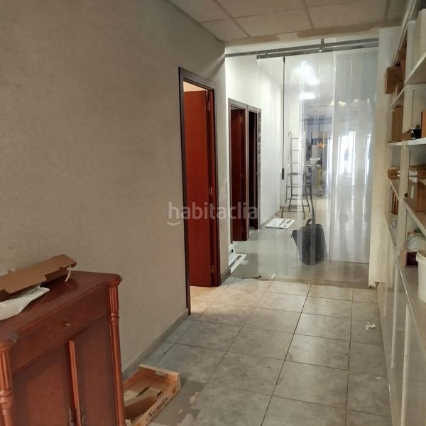 Foto 0da90e6b-d293-4f55-bccb-81dc7a4a1552. Local comercial a Navàs