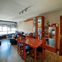 Appartamento in Navàs. Espacioso piso en venta
