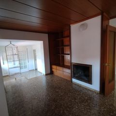 Rent Penthouse  Dels germans forcada. Soleado dúplex en alquiler con terraza y barbacoa