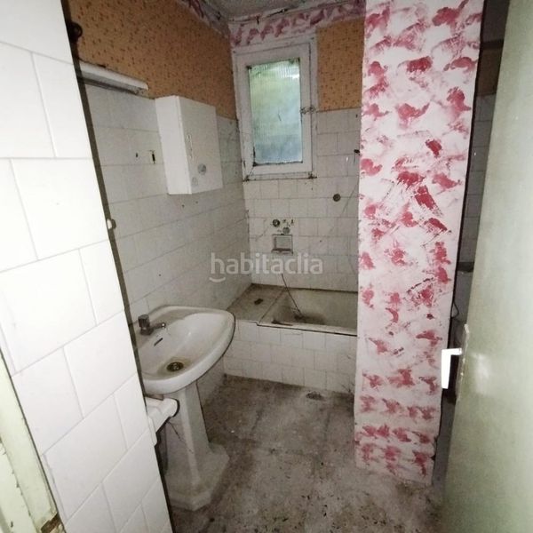 Foto e7342a13-31a0-49b0-9f98-9ecc7231cf0d. Local comercial a Navàs