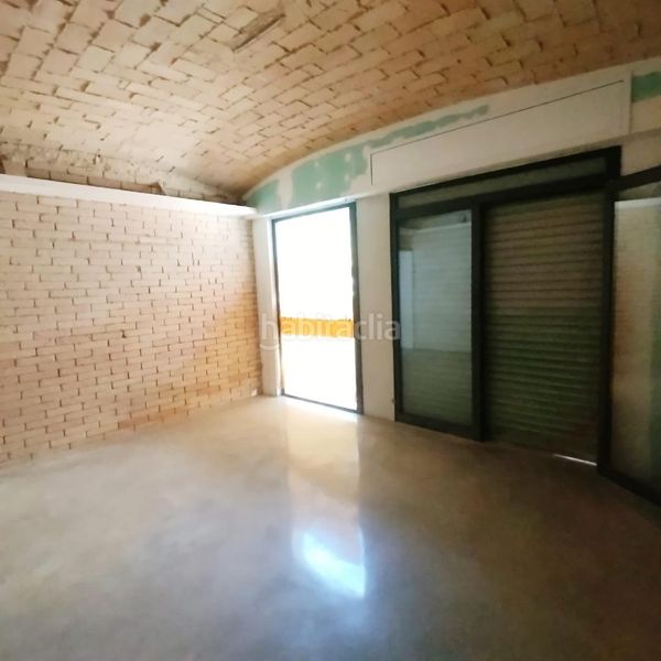 Foto 3fcb3efe-7b14-4d49-bb09-981476ac031e. Lloguer local comercial a Navàs