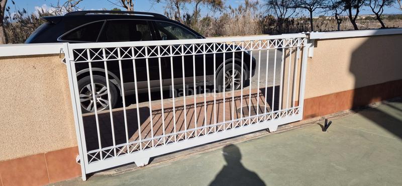 Foto 06db5c1b-6c02-4527-a9aa-459edd884016. Casa a schiera in calle ingeniero juan garcia 56 in Guardamar del Segura