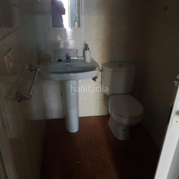 Foto 15d8d6f7-266b-40ba-8021-1a03478795b1. Location local commercial dans carrer ruperto chapí 56 dans Elche / Elx