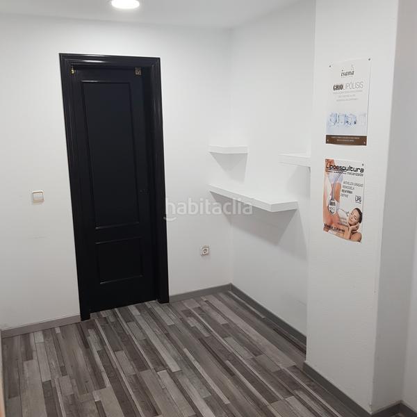 Foto 4e4475db-a120-4126-8c53-93013d5a506b. Location local commercial dans carrer ruperto chapí 56 dans Elche / Elx