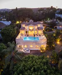 Casa a El Paraíso. Villa benahavís un retiro de lujo en el corazón de la naturaleza