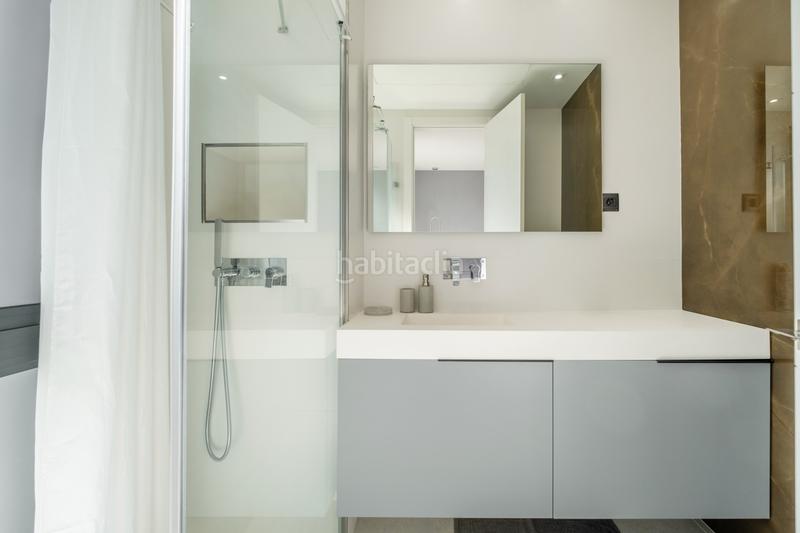 Foto 23872987-4ced-4c24-917d-b89d48f2b79e. Casa villa moderna en una de las mejores zonas en Marbella