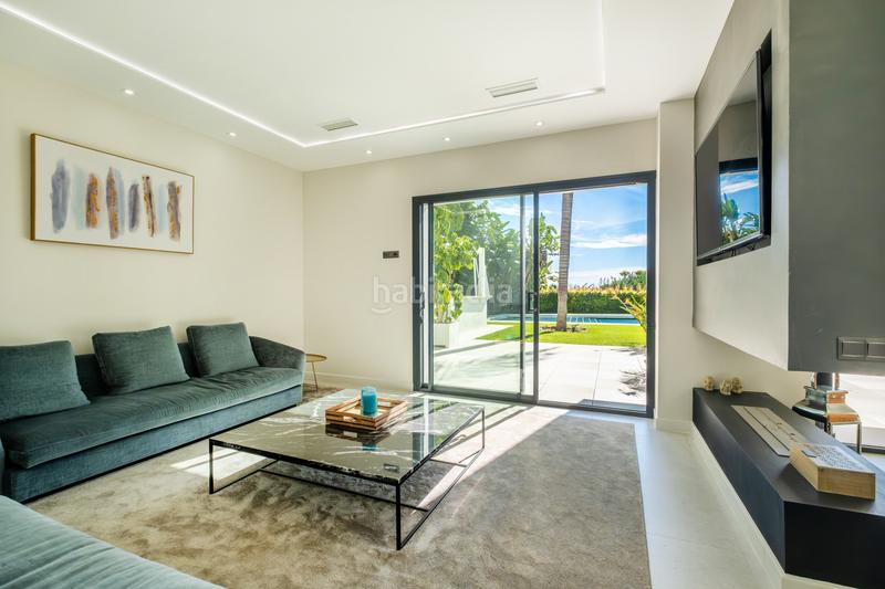 Foto 61cde3dd-578d-4a71-95c7-87ac7ce4e779. Casa villa moderna en una de las mejores zonas en Marbella