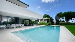 House in Margarita-ur la carolina 7. Impresionante villa en la milla de oro de marbella