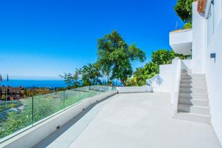 Apartament a Miguel de cervantes 9. Apartamento refinado en la mairena, marbella