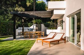 Appartement à Sierra bermeja-lo ma club 100. Excepcional apartamento en planta baja con jardín privado en la