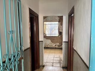 Maison à Coria del Río. Casa adosada en venta en coria del rio