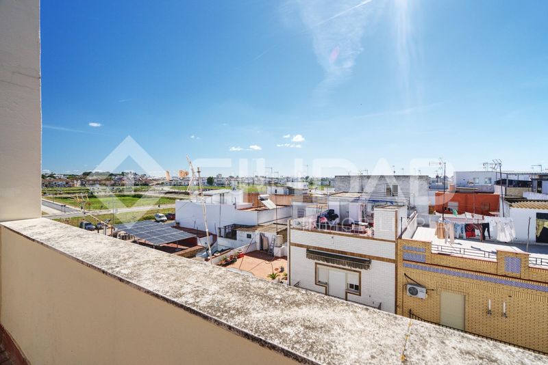 Foto 6f4a4d58-3666-493d-8d4c-09e3d23579a2. Ático en Coria del Río