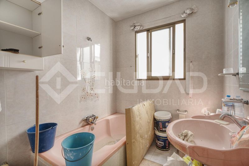 Foto d468f14e-f705-465b-bbed-aa8693feea67. Casa a Puebla del Río (La)