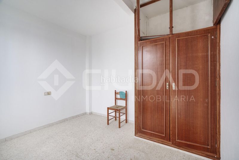 Foto fae5f2bb-c58b-4941-a98f-ee8efb12372f. Casa a Puebla del Río (La)
