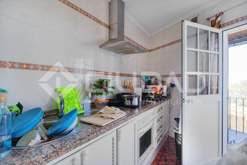 Foto 5f8ff897-f2ba-4c3f-b76e-2b1975f98670. Casa a Puebla del Río (La)