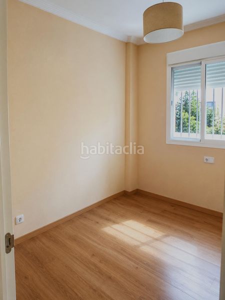 Foto fd7dd95a-96ce-4b98-8772-5ff48c04d252. Casa amb piscina a Coria del Río