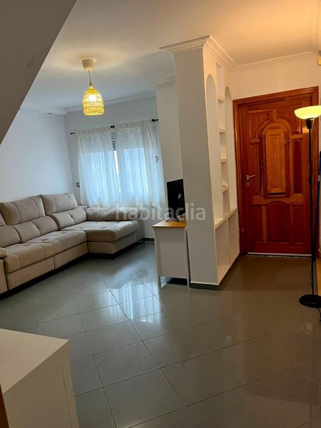 Foto b1343d63-3849-49cd-8384-d52fc10b11fb. Casa a Coria del Río