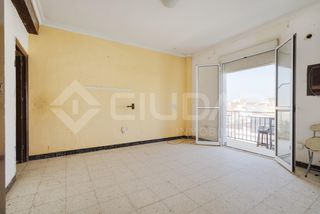 Flat in Puebla del Río (La). Ático en venta en puebla del río  119.000