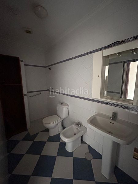 Foto 694ba515-5e14-4822-a747-3b9c39080fc3. Casa a Puebla del Río (La)