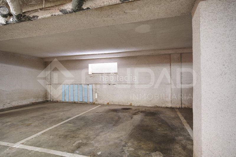 Foto d6fa0114-13f0-405c-9e81-49853c752af6. Pis amb aparcament a Coria del Río