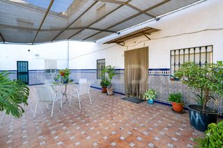 Maison à Coria del Río