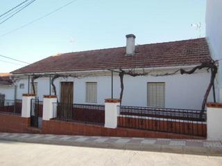 Haus in Deifontes. Casa de una planta reformada en deifontes !!!!