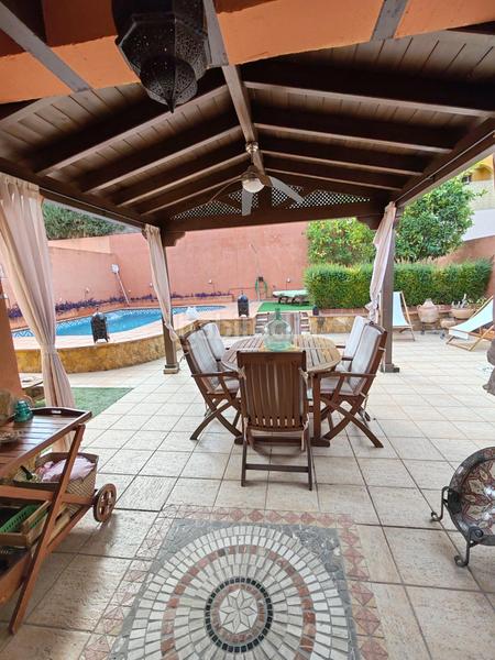 Foto 1d96630b-ec82-4ab9-bf15-04ef9dcc0c14. Chalet avec chauffage parking piscine dans La Zubia Ciudad Zubia (La)