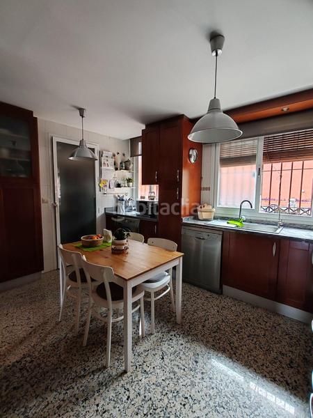 Foto 5d450cef-bef4-4f9e-882d-15bf7442e1fb. Chalet avec chauffage parking piscine dans La Zubia Ciudad Zubia (La)