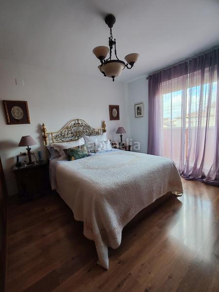 Foto 8bf4e353-1bc7-46b6-8239-269b9cb74bb8. Chalet avec chauffage parking piscine dans La Zubia Ciudad Zubia (La)