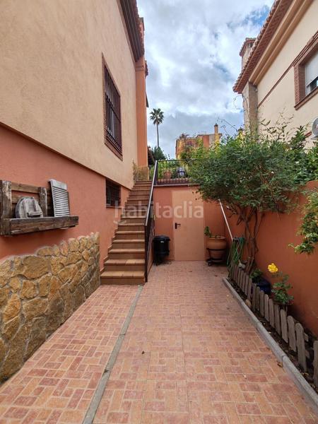 Foto ca28b821-2d87-4ad9-8dee-cb353d2d0004. Chalet avec chauffage parking piscine dans La Zubia Ciudad Zubia (La)