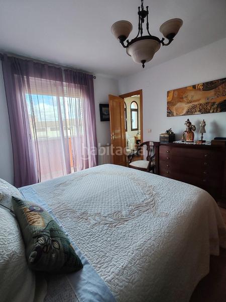 Foto d6d61292-4bcc-4f73-8e6a-e9fd36d2f64e. Chalet avec chauffage parking piscine dans La Zubia Ciudad Zubia (La)