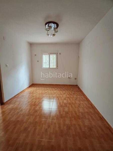 Foto cff24590-0b7e-4c26-a2a9-dd4e5b6d7dfd. Casa in Gójar