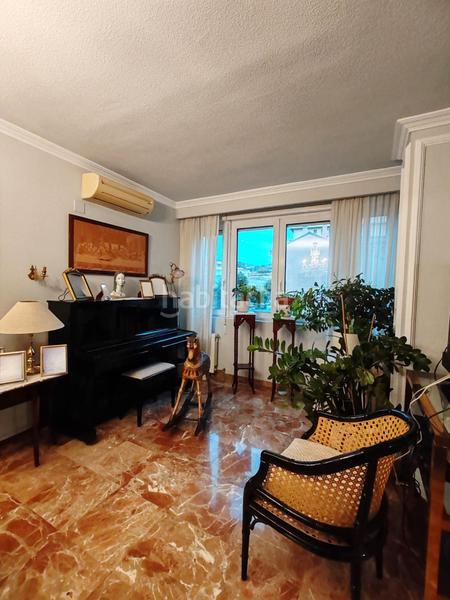 Foto eabe3451-7da2-4901-b732-f5eca48bf47b. Pis amb calefacció aparcament a Plaza de Toros Granada